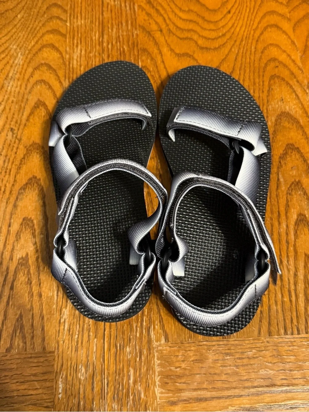 Teva Women's Original Universal Gradiate in Black White Sz 7 1134372